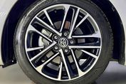 Toyota Camry Executive 2.5 Hybrid Dynamic Force