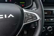 Dacia Jogger Extreme+ 7-miejsc 1.6 Full Hybrid