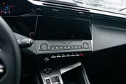 Peugeot 408 Allure e-DCS 1.2 mHEV