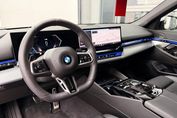 BMW Seria 5 520d xDrive M Sport