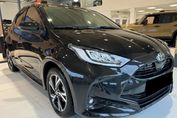 Toyota Yaris Style 1.5 Hybrid