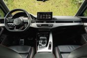 Audi A4 45 TFSI mHEV quattro S Line S tronic