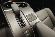 Lexus UX 300h F Sport Design 2.0 Hybrid Dynamic Force