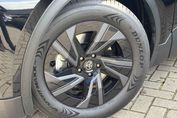 Toyota C-HR + Style BEV