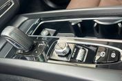 Volvo XC60 T6 AWD Plug-In Hybrid R-Design