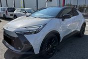 Toyota C-HR GR Sport 2.0 Hybrid Dynamic Force Plug-in