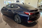 Lexus ES 300h Business Edition 2.5 E-CVT