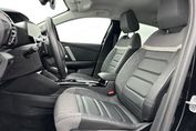 Citroen C4 Shine 1.5 BlueHDI EAT8
