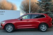 Volvo XC60 T4 Momentum Pro