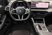 BMW Seria 3 330i xDrive M Sport sport-aut