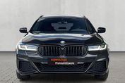 BMW Seria 5 Touring 520d xDrive M Sport