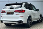 BMW X5 M50d
