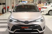 Toyota Avensis 2.0 D-4D Premium