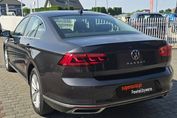 Volkswagen Passat 1.5 TSI Elegance DSG