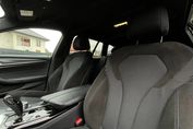 BMW Seria 5 530e xDrive M Sport sport-aut