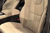 Volvo XC90 B5 AWD Plus Bright
