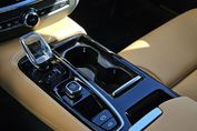Volvo V60 T8 AWD Plug-In Hybrid Ultra Dark aut