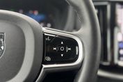 Volvo XC60 B5 B AWD Plus Dark aut