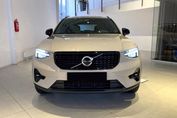 Volvo XC40 B3 Plus Dark