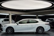 Toyota Camry 2.5 Hybrid Executive CVT