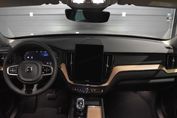 Volvo XC60 B5 B AWD Ultra Dark