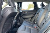 Volvo XC60 B5 B AWD Plus Dark