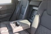 Volvo XC60 B5 B AWD Plus Dark aut