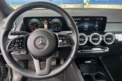 Mercedes GLB 200