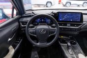 Lexus UX 300h AWD