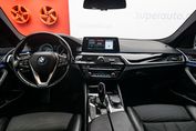BMW Seria 5 520d xDrive Sport Line