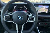 BMW Seria 3 330e xDrive M Sport