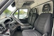 Iveco Daily 35S18 Plandeka + Winda