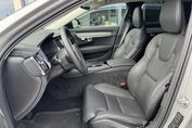 Volvo V90 T6 AWD Plug-In Hybrid Plus Dark aut