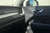 Volvo XC60 B5 B AWD Plus Dark