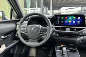 Lexus UX 300h F Sport Design