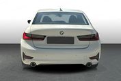 BMW Seria 3 318i Sport Line