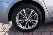BMW Seria 5 520d xDrive Sport Line
