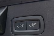 Volvo XC60 T8 Plug-In Hybrid AWD Ultra Black Edition aut