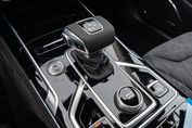 Hongqi HS5 2.0T AWD