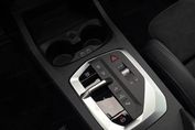 BMW Seria 2 220i mHEV aut