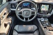 Volvo V60 T6 AWD Plug-In Plus Dark