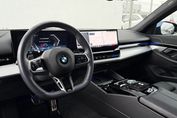 BMW Seria 5 Touring 520d xDrive M Sport