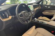 Volvo XC60 B5 B AWD Plus Dark