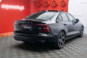 Volvo S60 B5 AWD Ultimate Dark aut