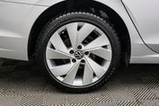 Volkswagen Golf VIII 2.0 TDI SCR Style