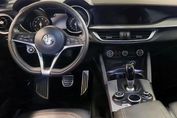 Alfa Romeo Stelvio 2.0 Turbo Executive Q4 aut