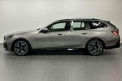 BMW Seria 5 Touring 530e xDrive M Sport