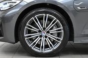 BMW Seria 3 Touring 330e M Sport