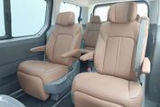 Hyundai Staria Kombi Luxury HEV AT