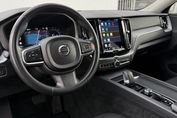 Volvo XC60 B4 B Momentum Pro